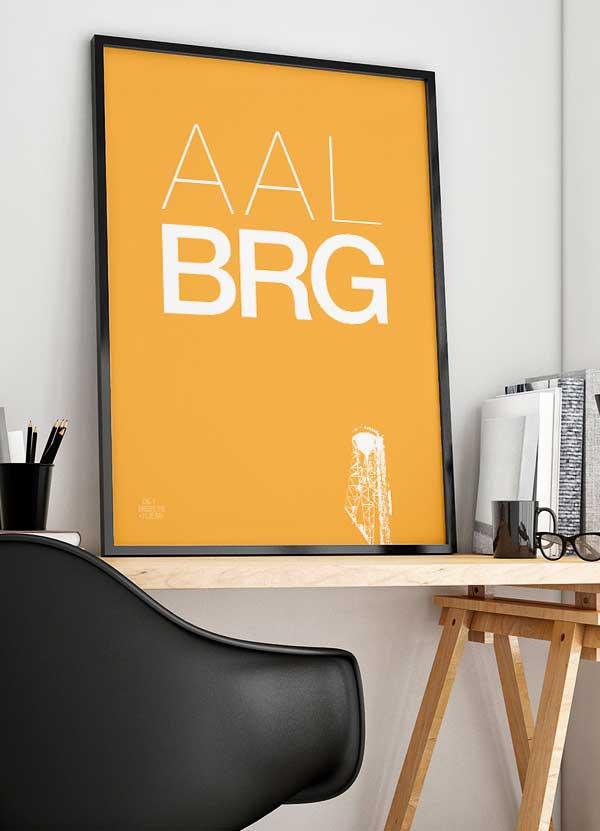 Aalborg Plakat med Tårnet – Grafisk Kunst til Dit Hjem