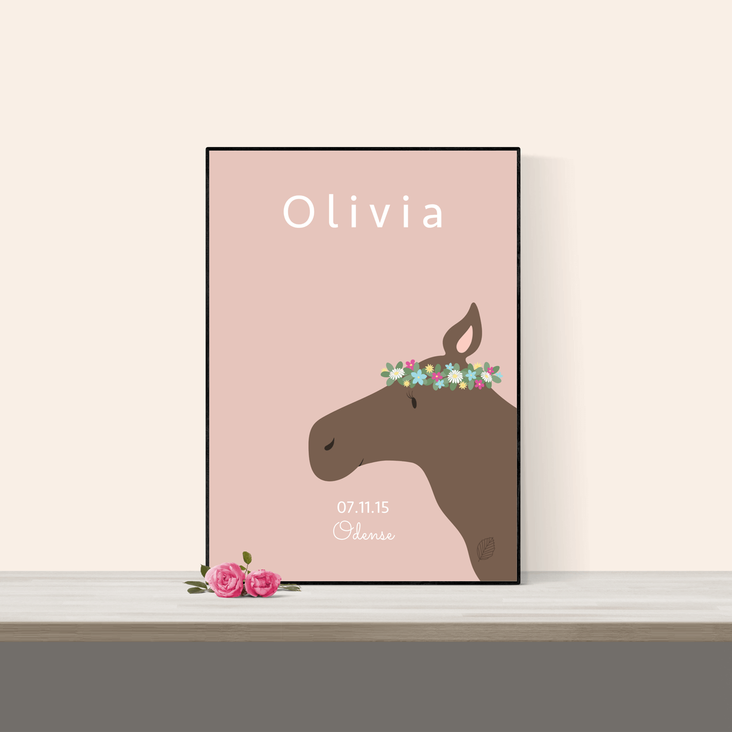 Rosa Navneplakat Personlig Plakat Navn Fødselsdag Elg 50x70 - Nordic Simply Plakater