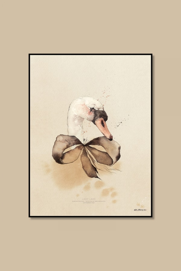 Lady Lake Plakat 30x40 Mrs Mighetto - Mrs. Mighetto Plakater  - 5762729476250