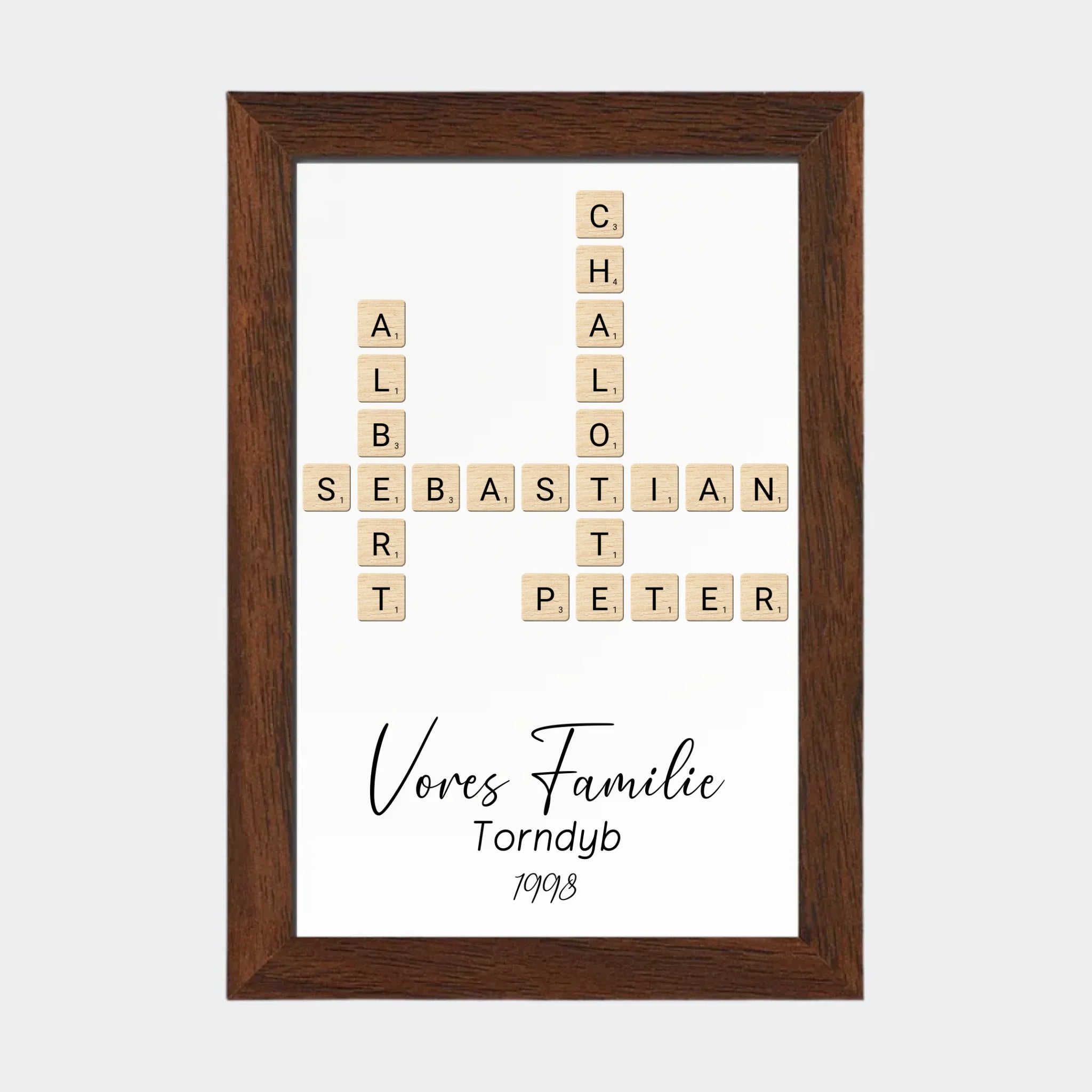Mørk Eg Scrabble Plakat 10x15 Mørk 10x15 - Teeinblue Plakater